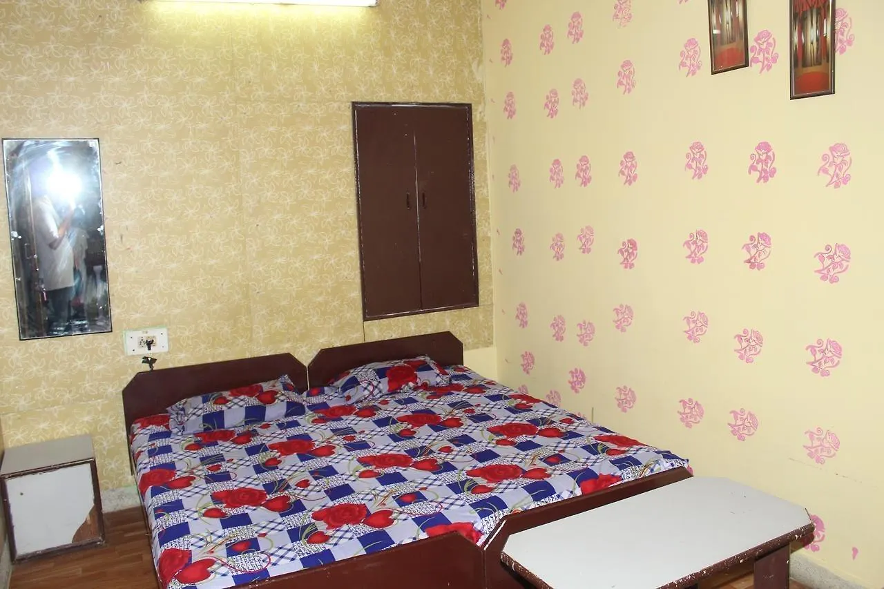 Hotel Raj Bed & Breakfast Agra   Agra (Uttar Pradesh)
