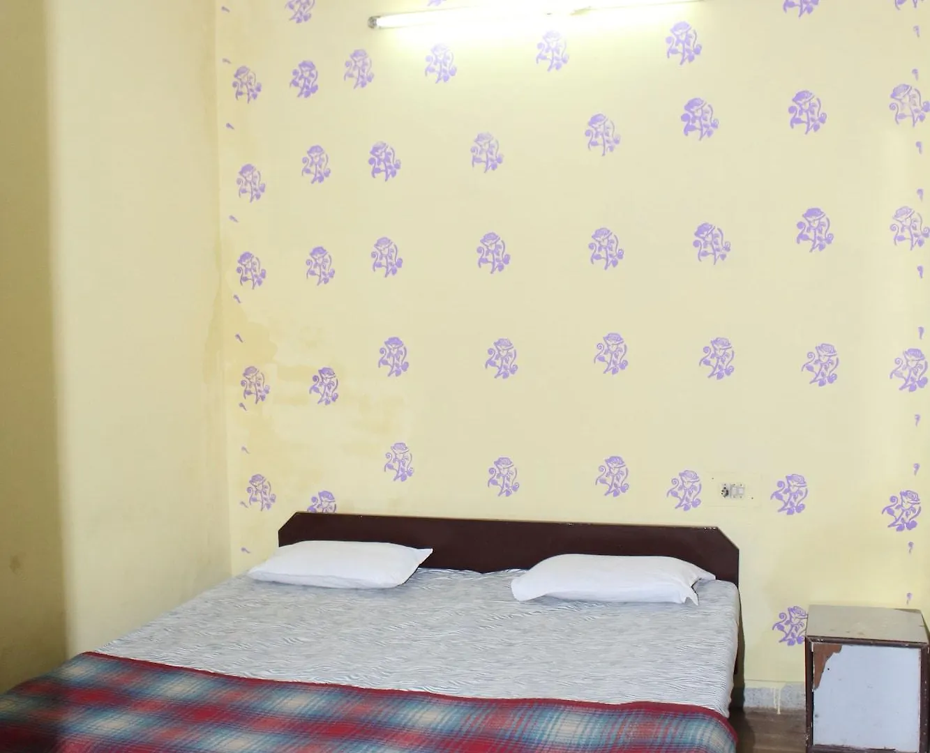 Hotel Raj Bed & Breakfast Agra  2*, Agra (Uttar Pradesh)