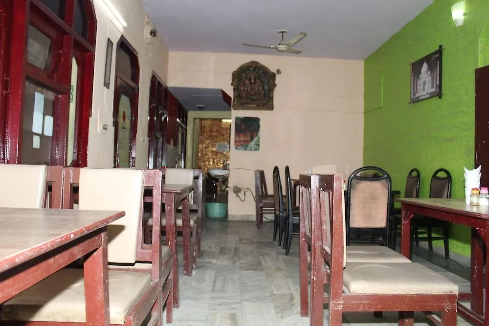 Hotel Raj Bed & Breakfast Agra