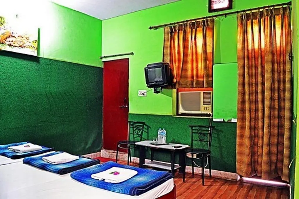 Hotel Raj Bed & Breakfast Agra  2*, Agra (Uttar Pradesh)