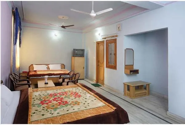 Hotel Raj Bed & Breakfast Agra  Agra (Uttar Pradesh)