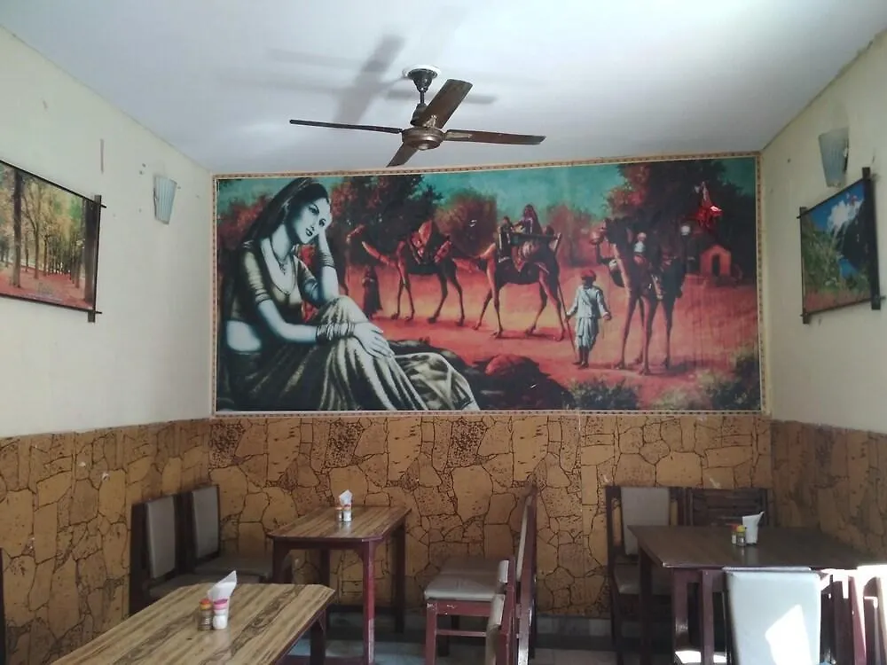 Hotel Raj Bed & Breakfast Agra
