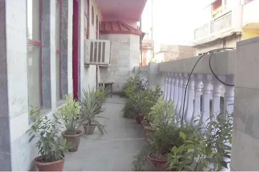 Hotel Raj Bed & Breakfast Agra  India